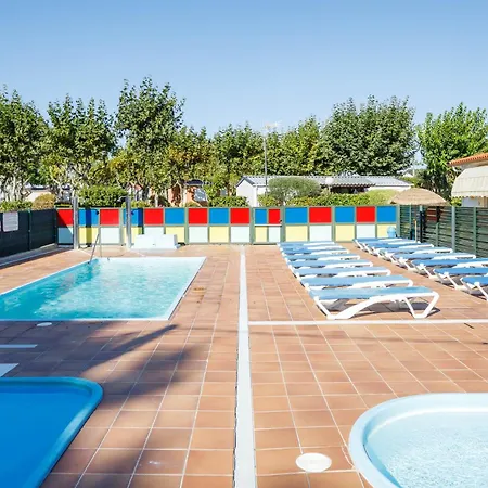 A2 Village de vacances *